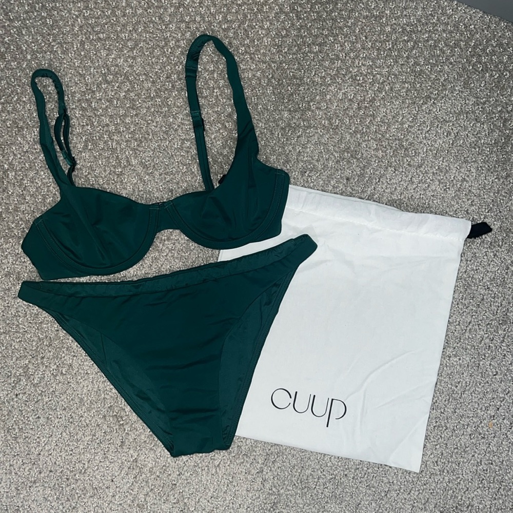 CUUP Two Piece Bikini in emerald green